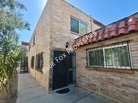 6666 East Calle Alegria in Tucson, AZ - Building Photo