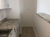 1528 N Waterman Ave, Unit Studio photo'