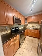 9301 SW 92nd Ave, Unit A303 in Miami, FL - Building Photo - Building Photo