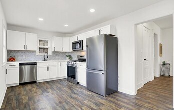 1745 S Talbott St in Indianapolis, IN - Building Photo - Building Photo