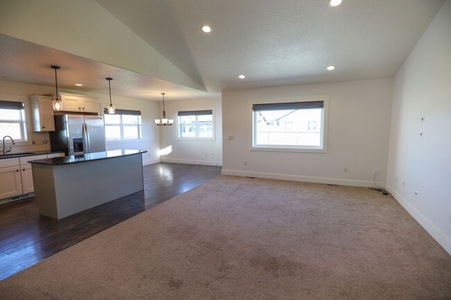 1327 Silverton Dr in Ranchester, WY - Building Photo - Building Photo