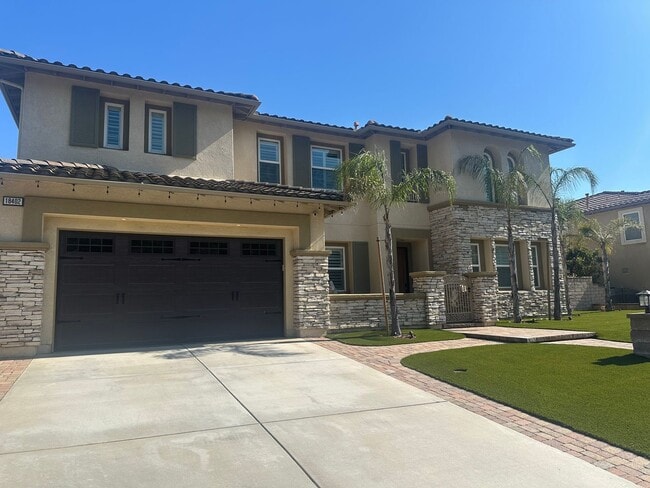 property at 18402 Lakepointe Dr