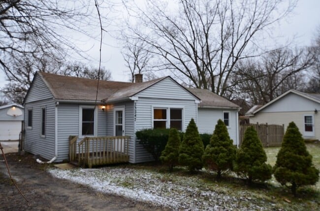 property at 23247 W N Lakewood Ln