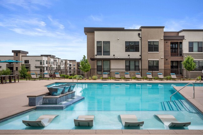 Gateway Arvada Ridge Apartments in Arvada, CO - Foto de edificio - Building Photo