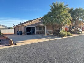 90 Pheasant Dr in Hurricane, UT - Building Photo