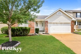 121 Brookfield Blvd in Wentzville, MO - Building Photo