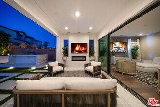 20643 Wood Rose Ct in Los Angeles, CA - Building Photo - Building Photo