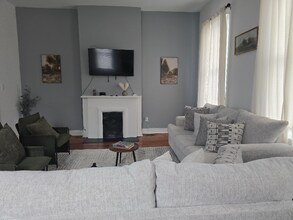 311 Hinton St, Unit 12 in Petersburg, VA - Building Photo - Building Photo