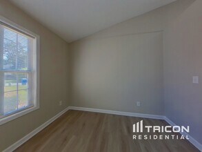 225 Tambec Trce NW in Lilburn, GA - Building Photo - Building Photo
