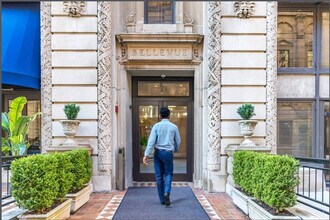 21 Beacon, Unit 5J in Boston, MA - Building Photo - Building Photo