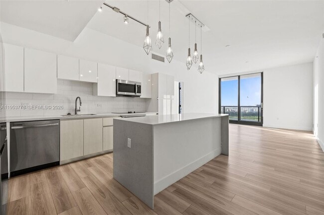 property at 101 Diplomat Pkwy