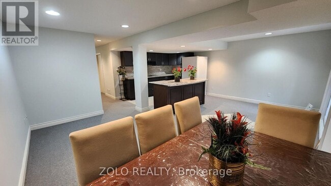 27 Abraham Ave in Markham, ON - Building Photo - Building Photo