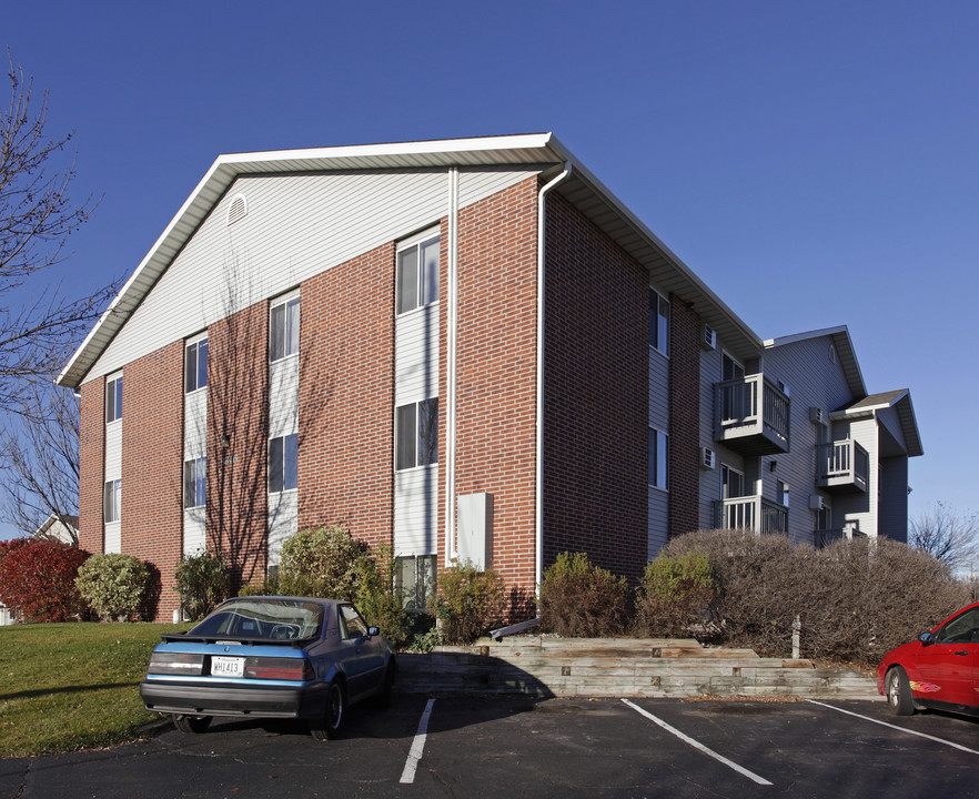 Point Saint Germain West in St. Cloud, MN - Foto de edificio