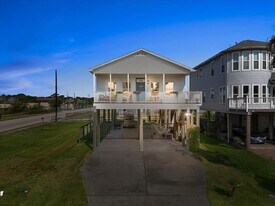 1205 Todville Rd in Seabrook, TX - Building Photo