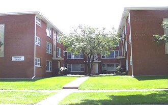 4047 Lindenwood Dr Apartments