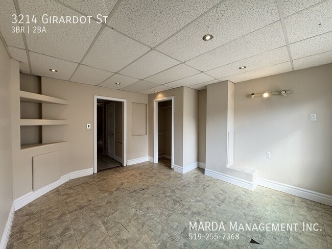 3214 Girardot St in Windsor, ON - Building Photo - Building Photo