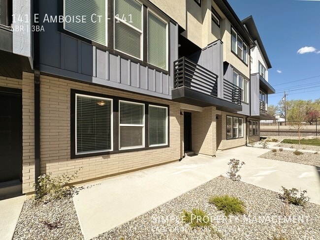 141 E Amboise Ct-Unit -141 in Sandy, UT - Foto de edificio - Building Photo