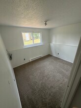 907 Wood Ave in Rapid City, SD - Building Photo - Building Photo