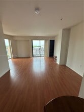 5729 SW 72nd Ave in Miami, FL - Building Photo - Building Photo