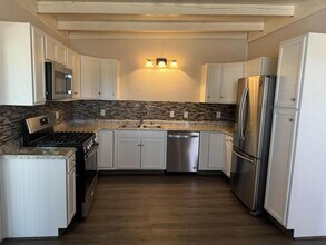 1918 Miami Ave in Kingman, AZ - Building Photo - Building Photo