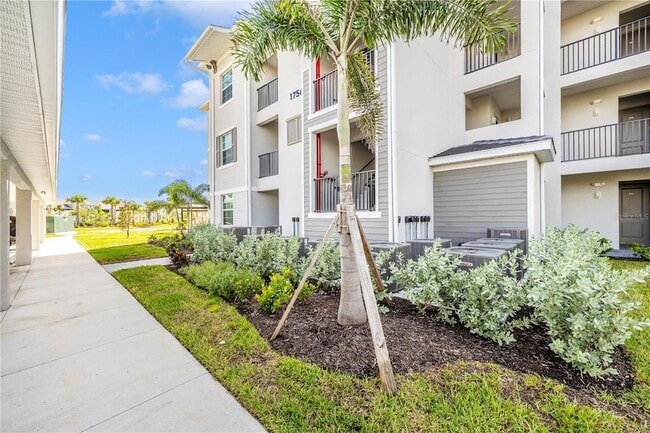 17565 Opal Sand Dr, Unit 202 in Venice, FL - Building Photo - Building Photo
