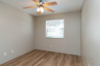 Southview in El Paso, TX - Building Photo - Interior Photo