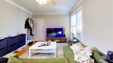 4827 W Addison St in Chicago, IL - Building Photo - Building Photo