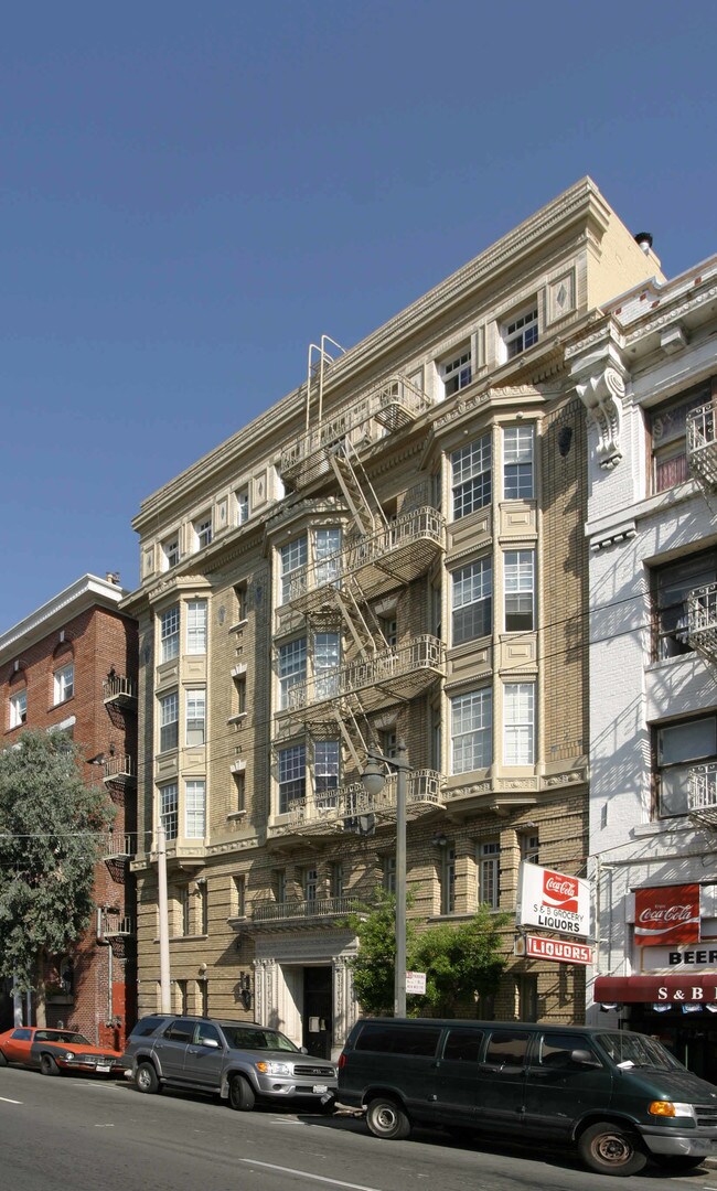 1020 Post in San Francisco, CA - Foto de edificio - Building Photo