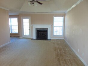 3900 Tyler Brown Dr in Clarksville, TN - Building Photo - Building Photo