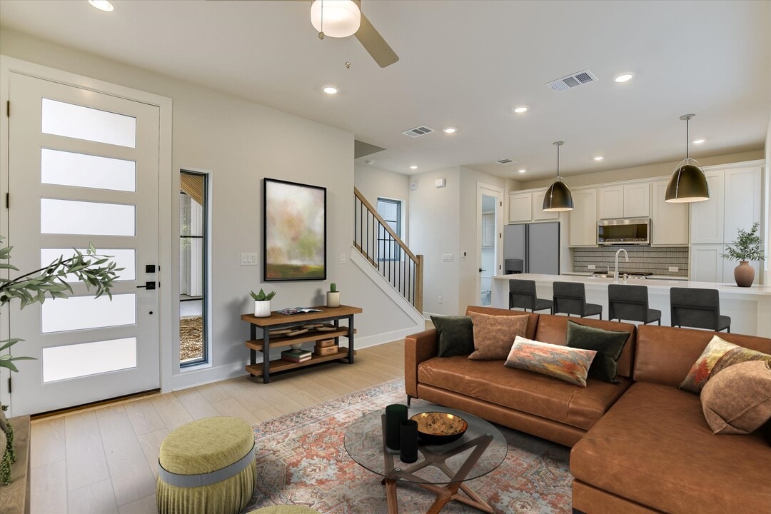 114 Lightsey Rd in Austin, TX - Building Photo