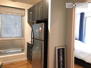 25 Montrose Ave-Unit -206 in Brooklyn, NY - Building Photo - Building Photo