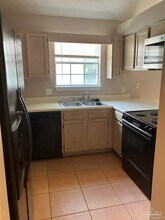 1653 Governor's Dr in Pensacola, FL - Building Photo - Building Photo