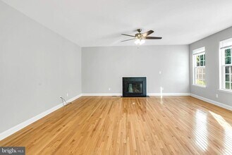 40560 Aldie Springs Dr in Aldie, VA - Building Photo - Building Photo