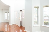 148 Forest Dr in Piscataway, NJ - Building Photo - Building Photo