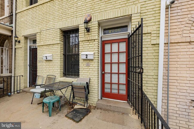 property at 2706 Ontario Rd NW
