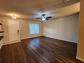 820 Hartsfield St in Savannah, TX - Building Photo - Building Photo