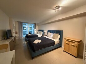 1 SE 12th St, Unit SI FL16-ID1492754P in Miami, FL - Building Photo