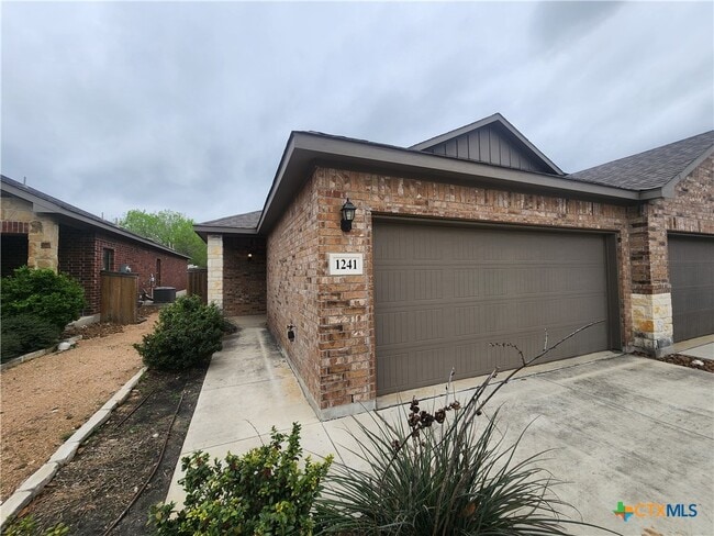 property at 1241 FM-306 E