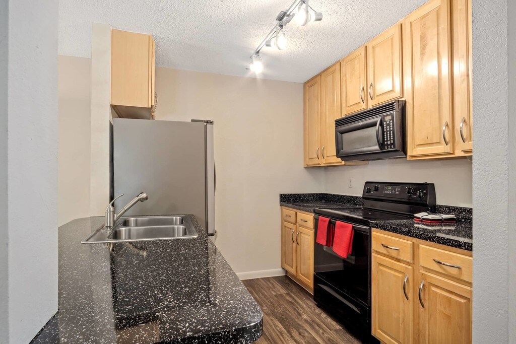 Altamira Place Apartment Homes in Altamonte Springs, FL