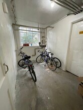 1527 Beacon St in Brookline, MA - Building Photo - Building Photo
