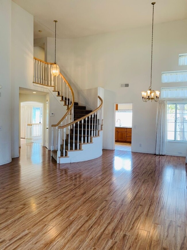 623 Columbus St in West Covina, CA - Building Photo - Building Photo