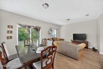 756 Talking Tree Dr in Jacksonville, FL - Building Photo - Building Photo