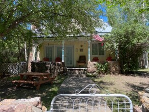 174 Hermosa St in Pagosa Springs, CO - Building Photo - Building Photo