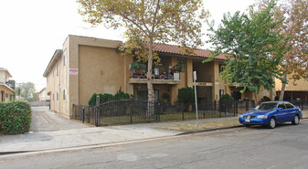 14130 Delano St Apartments