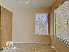 3105 Casey Dr in Las Vegas, NV - Building Photo - Building Photo