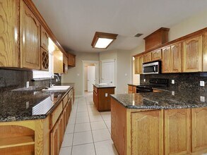 2522 Scabbard Dr in Corpus Christi, TX - Building Photo - Building Photo