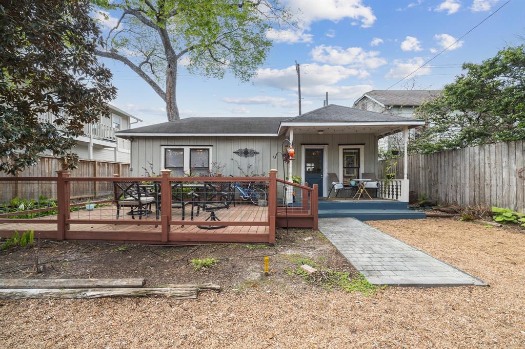 909 Harvard St in Houston, TX - Building Photo