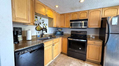 506 University Blvd in Daytona Beach, FL - Building Photo - Building Photo