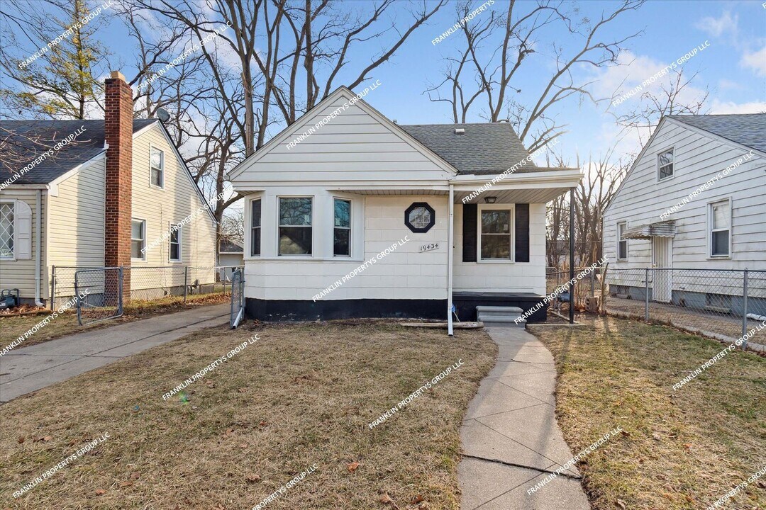 19434 Rosemont Ave in Detroit, MI - Building Photo