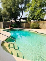 4436 E Ludlow Dr in Phoenix, AZ - Building Photo